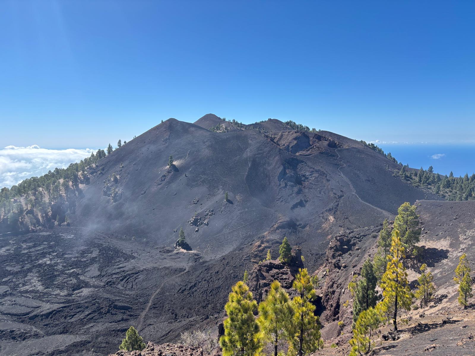 Cráter volcánico en La Palma